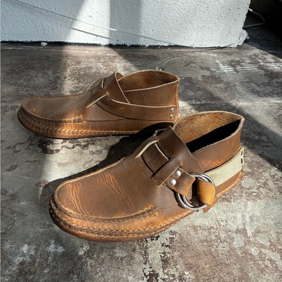 Quoddy Men’s Leather Ring Boots - Picture 3 of 5